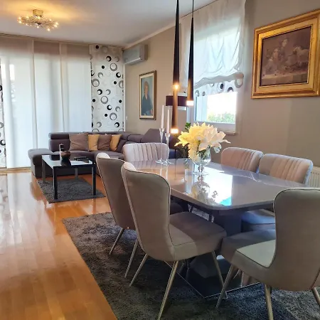 Holiday home Drago Zadar
