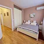 Nyaraló Drago Zára